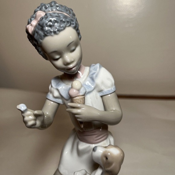 Rare Lladro Black Legacy Collection: #5836 "Sharing Sweets" Figurine, Girl, Dog - Picture 2 of 14